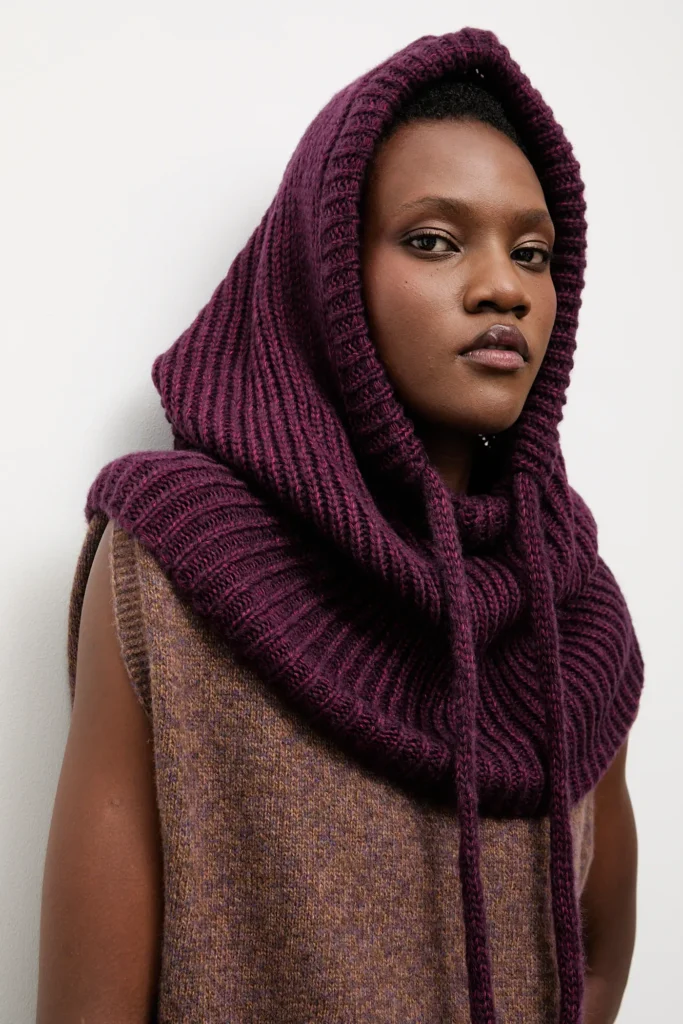 balaclava-dla-ciemnej-zimy-kolor-śliwkowy-fiolet-plum-colour